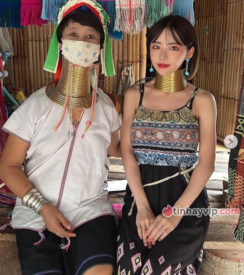 Eimi Fukada khoe ảnh du lịch Thái Lan 5